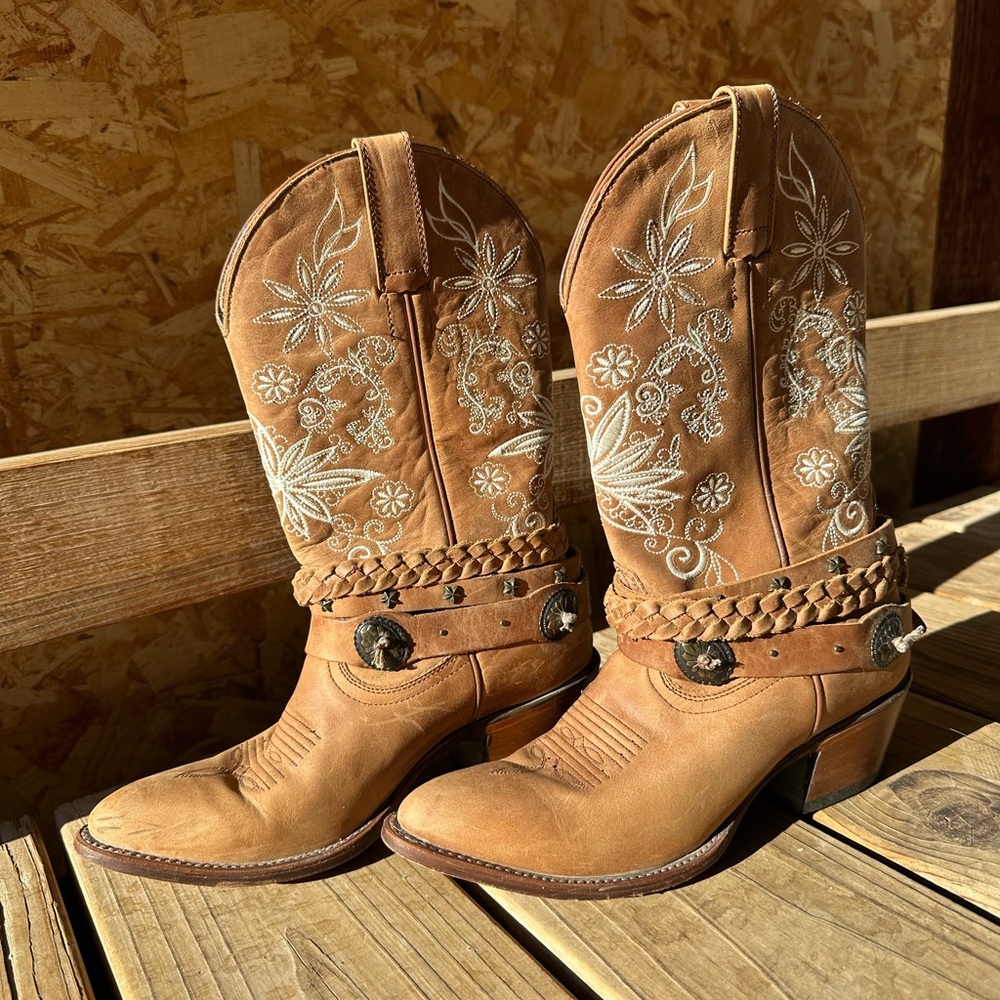 Shyanne women’s western boots -great conditon
